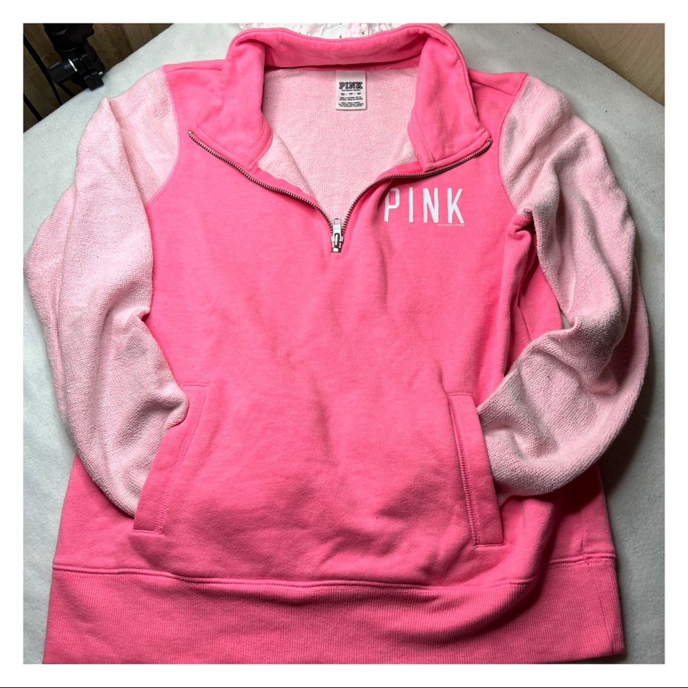 PINK hooded sweatshirt with front pouch pocket size XS.